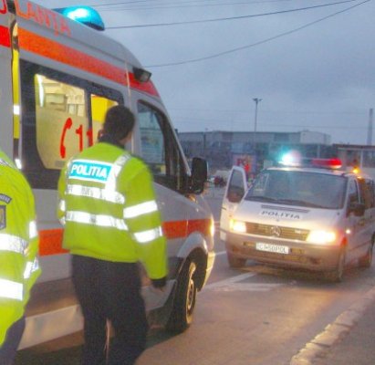 Bătrân accidentat: a traversat prin loc nepermis